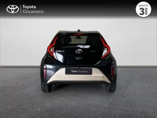 Toyota Aygo X 1.0 vvt-i 72ch design s-cvt my23 — photo 4