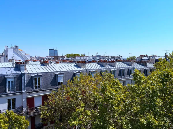 2 pièces dernier étage et vue dégagée - Gambetta