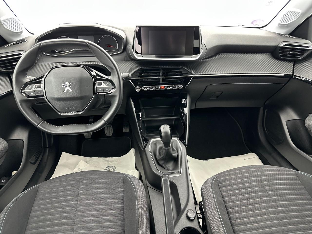 Peugeot 208 puretech 75 s&s bvm5 style — photo 11