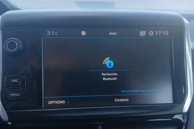 Peugeot 2008 1.2 puretech 110ch s&amp;s bvm5 — photo 24