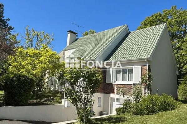 Maison 6 pièces 140 m²