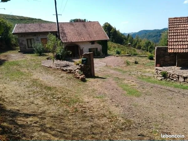 Corps de ferme Milles-étangs Vosges du Sud