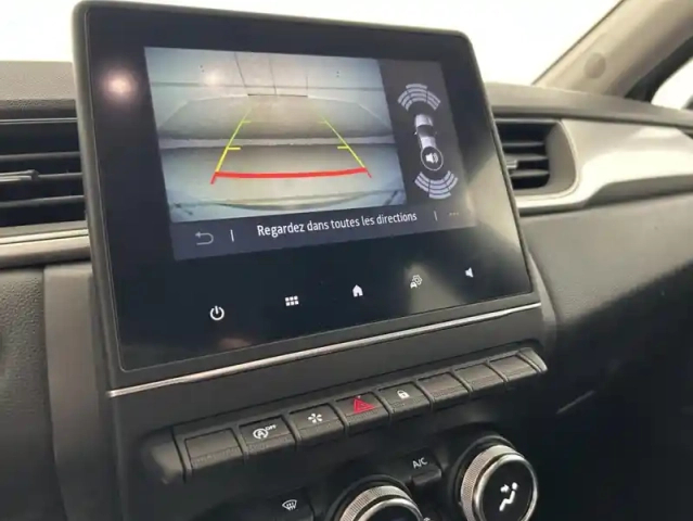 Renault Captur tce 140 edc 21 intens 5p — photo 24