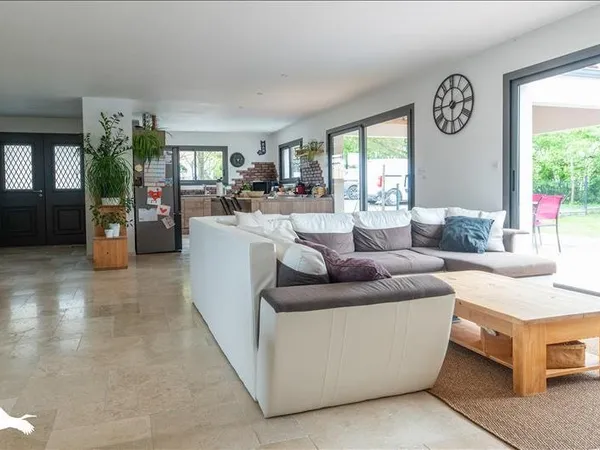 Maison 6 pièces 143 m²
