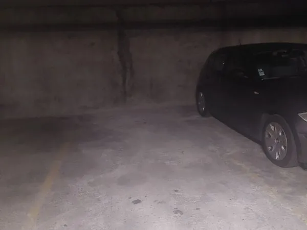 Vends place de parking