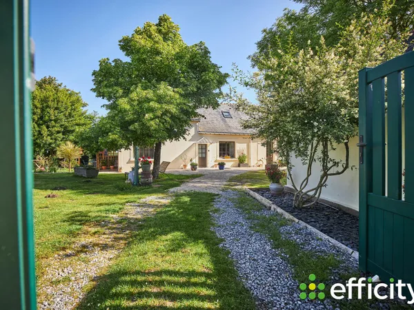 Maison 13 pièces 266 m²