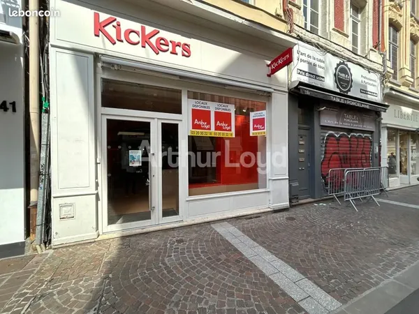 Local commercial 252 m²
