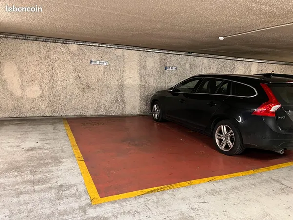 Parking moto, scooter ou auto 58 bis rue de la Chaussée D'antin
