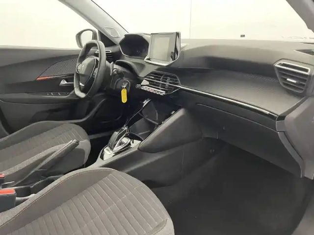 Peugeot 2008 bluehdi 130 s&amp;s eat8 — photo 130