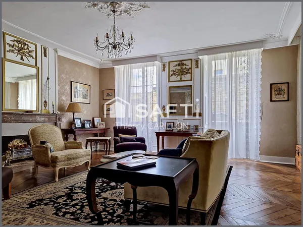 MAISON DE MAITRE IDEALE POUR UNE GRANDE FAMILLE
