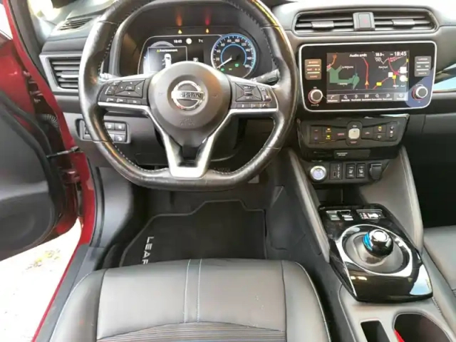 Nissan Leaf electrique 40kwh — photo 23