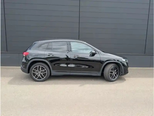 Mercedes Eqa 350 4matic — photo 6