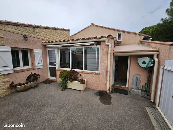 Bien rare : Maison individuelle centre du village Sans co-propriété