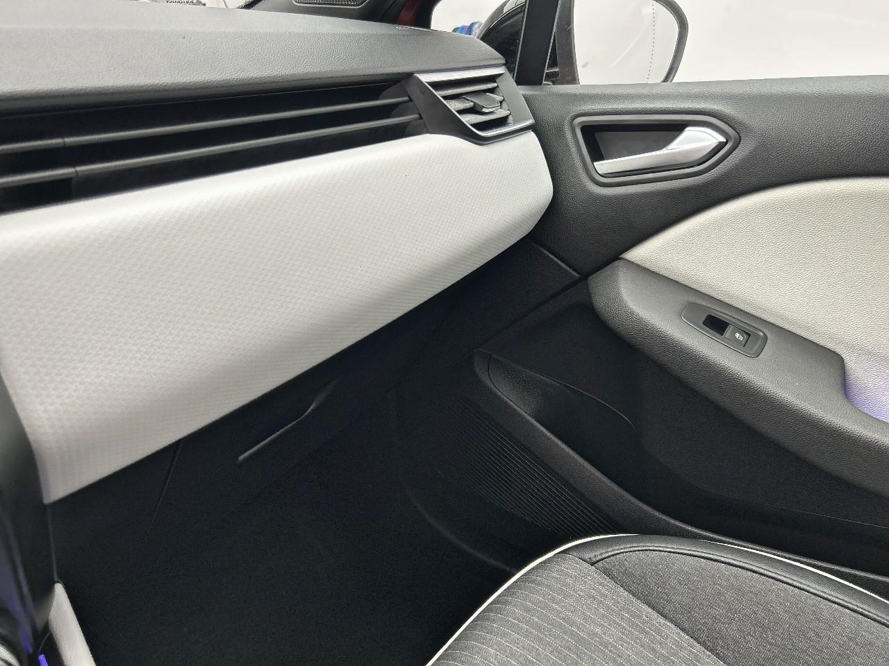 Renault Clio tce 90 - 21n intens — photo 28