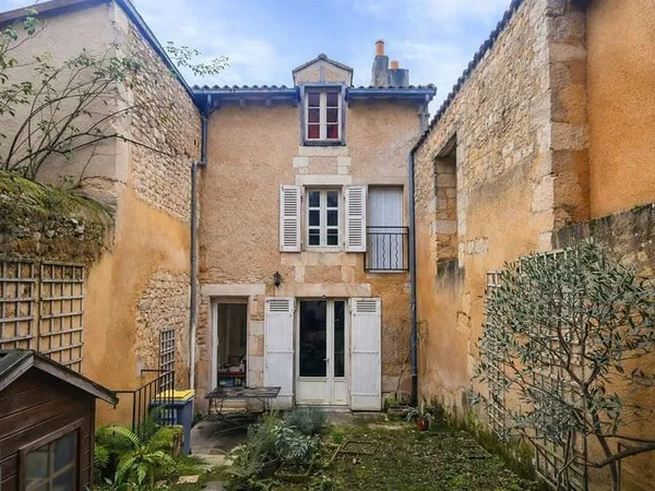 Maison 5 pièces 200 m²