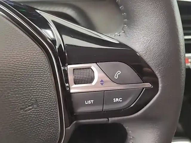 Peugeot 208 puretech 75 s&amp;s bvm5 — photo 46
