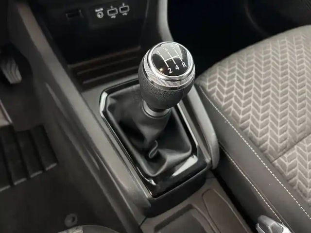 Renault Clio sce 65 — photo 22