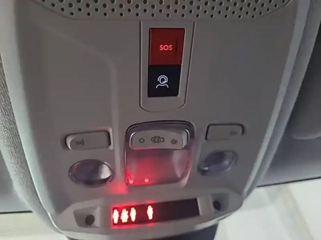 Citroën C4 puretech 130 s&amp;s eat8 — photo 26