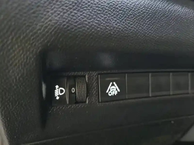Peugeot 208 bluehdi 100 s&amp;s bvm6 — photo 80