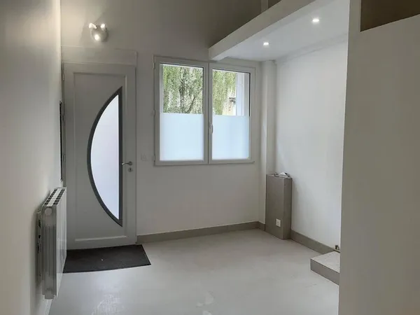 Studio 1 pièce 13 m²