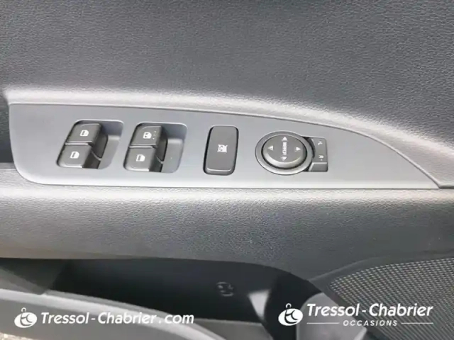 Kia Stonic 1.0 t-gdi 100 ch dct7 active — photo 20