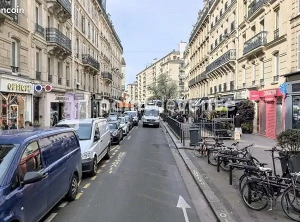 Commerce santé 49 m²