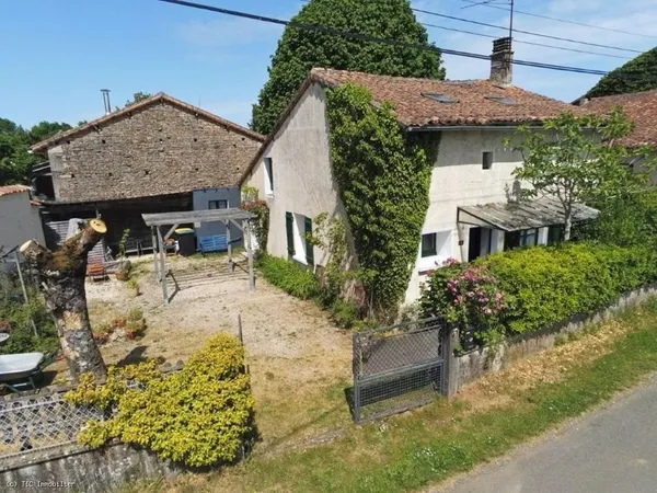 Maison De Caractère Dans Un Hameau Tranquille Proche de