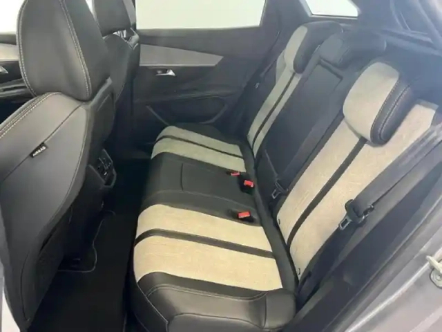 Peugeot 3008 plug-in hybrid 225ch gt e-eat8 — photo 7