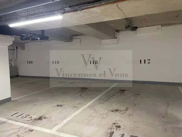 Stationnement Location Vincennes 102€