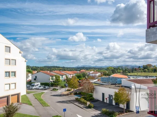 SAINT JEAN DE LUZ URDAZURI - Appartement trois pièces en der