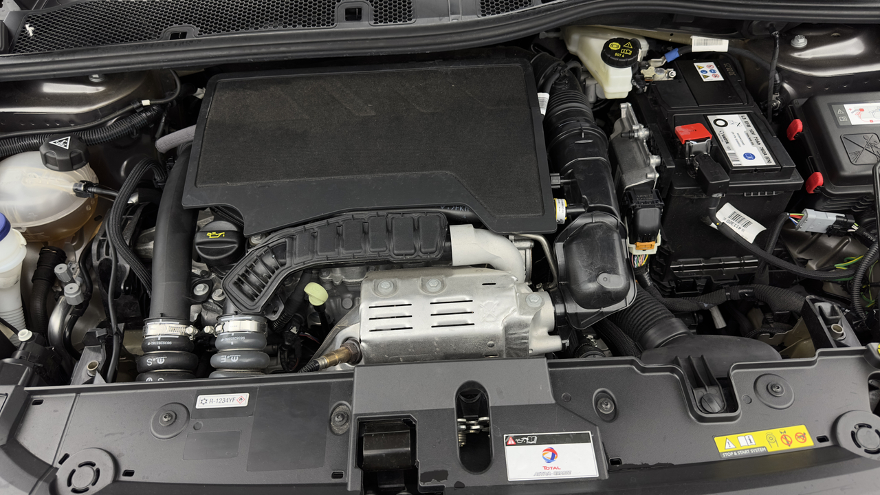 Peugeot 208 PureTech 100 S&amp;S EAT8 — photo 10