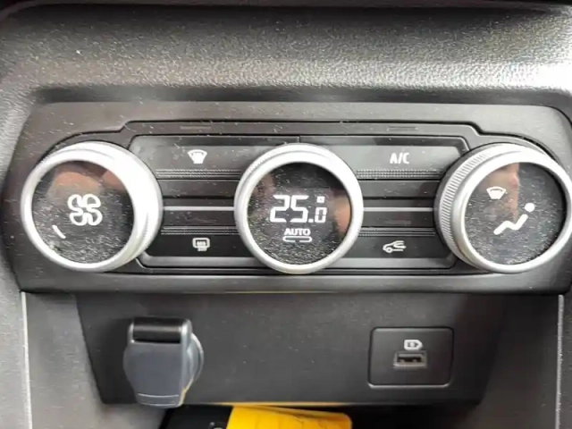 Dacia Sandero tce 90 — photo 25