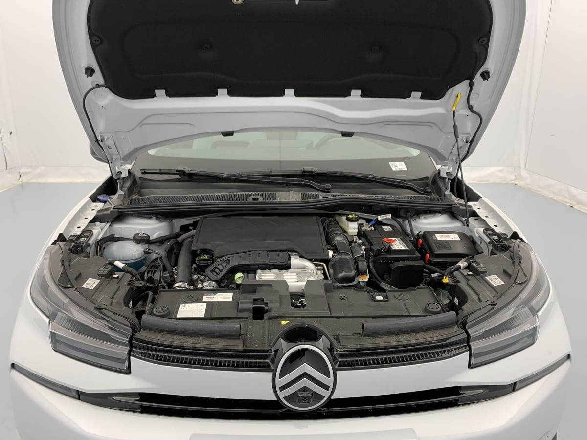 Citroën C4 — photo 28