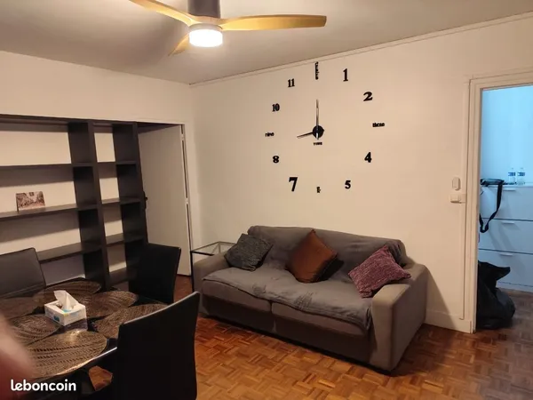 Appartement meublé proche du château