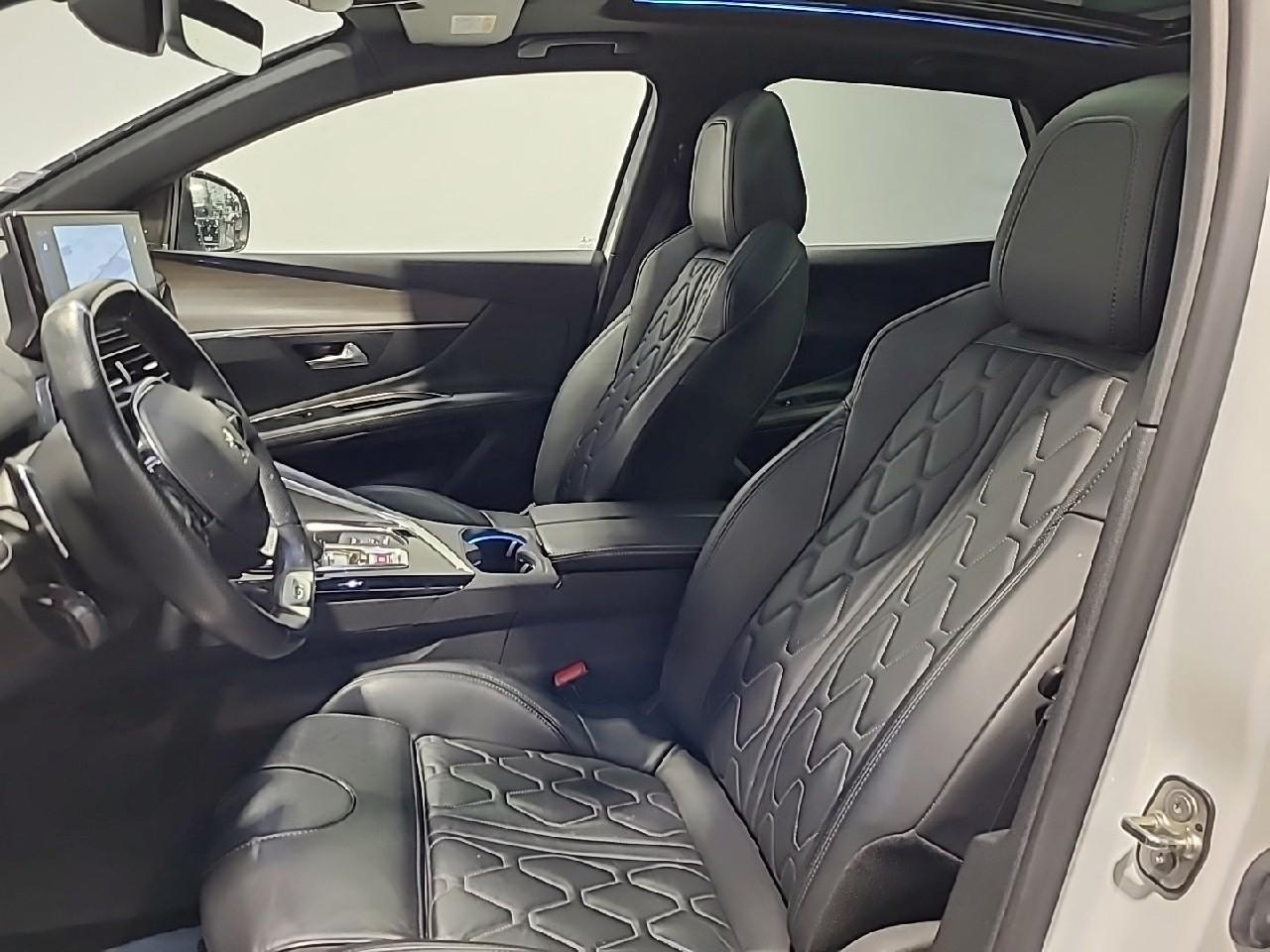 Peugeot 3008 puretech 130ch s&s eat8 gt pack — photo 10