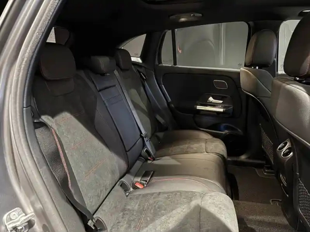 Mercedes Eqa 250+ — photo 44