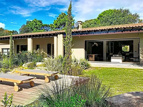 Maison 5 pièces 200 m²