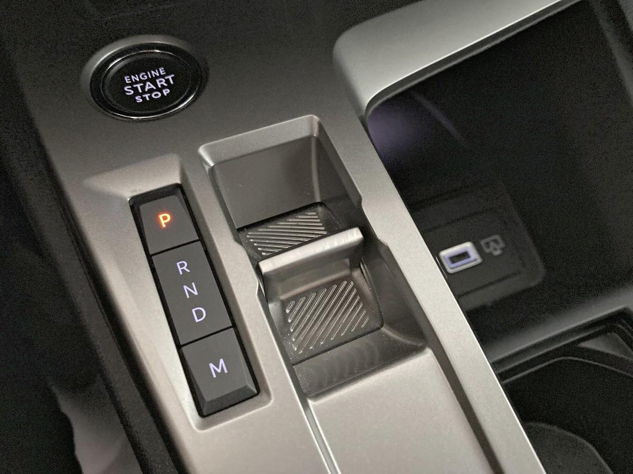 Peugeot 308 sw hybrid 145 e-dcs6 allure — photo 15