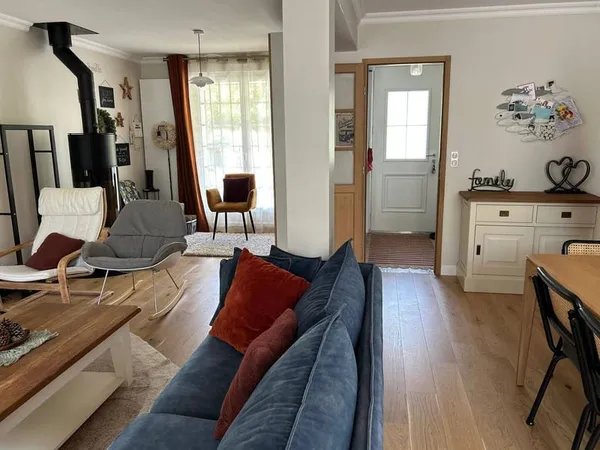 Maison 7 pièces 141 m²