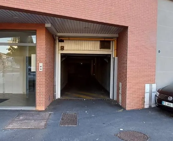 Stationnement Location Clermont-Ferrand   90€