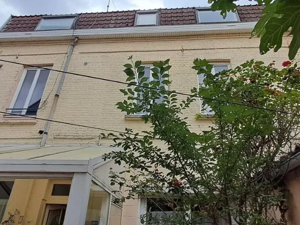 Immeuble 215 m²