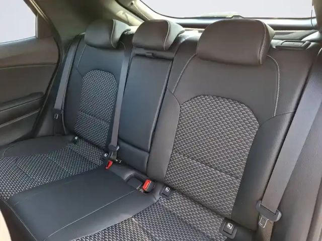 Kia Xceed 1.5 t-gdi 140 ch bvm6 — photo 13