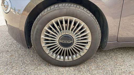 Fiat 500e 118 42kWh - Icone – 2021 – 56552 km – Électrique – Boîte Automatique — photo 6