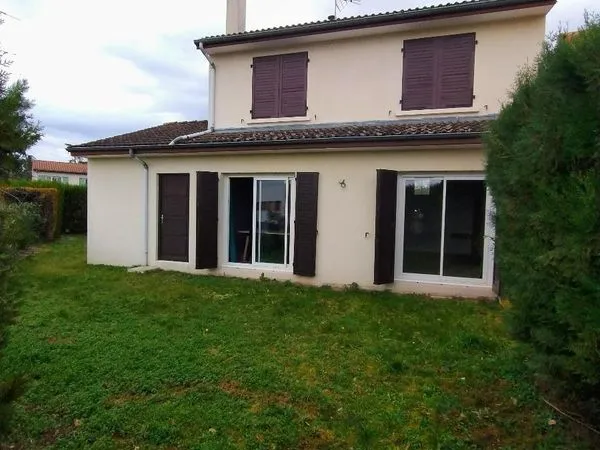 Villa 4 pièces 100 m²
