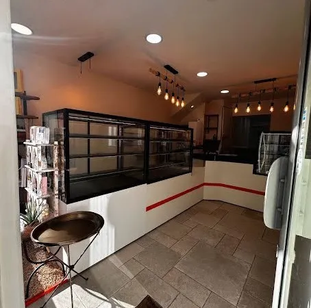 Local 48 m²