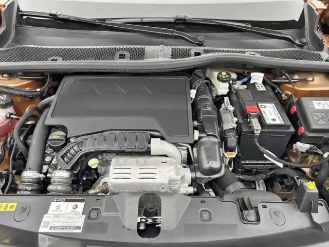 Peugeot 2008 puretech 130 s&amp;s eat8 — photo 29