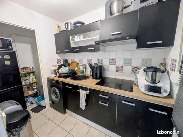 Appart a louer 47 m2 1 chambre + parking