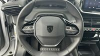 Peugeot 2008 1.2 PureTech 100ch S&S Allure — photo 12