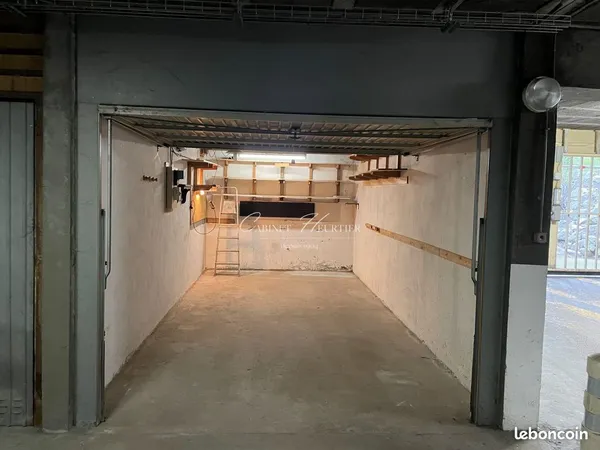 Parking/box 13 m² Grenoble