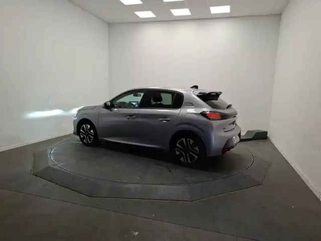 Peugeot 208 hybrid 100 e-dcs6 — photo 3